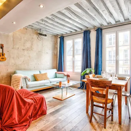 아파트 La Casa Pietra - Spacious In The Centre Of Town *