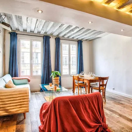 아파트 La Casa Pietra - Spacious In The Centre Of Town